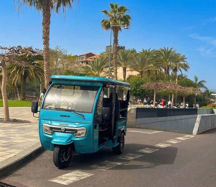 Toke Tuk - Sur de Tenerife